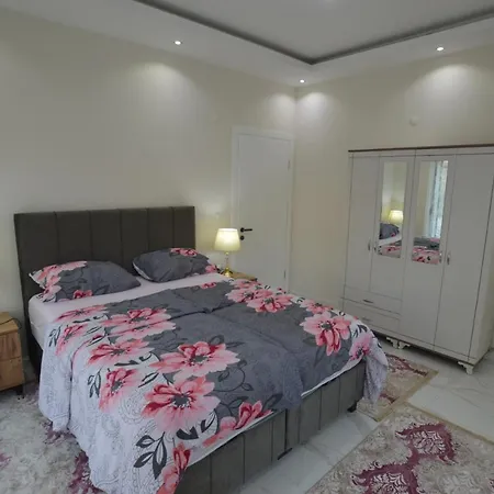 Kestel Kiralik Esyali Havuzlu Denize Yakin Apartmán