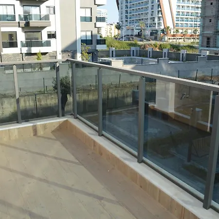 Apartmán Kestel Kiralik Esyali Havuzlu Denize Yakin *